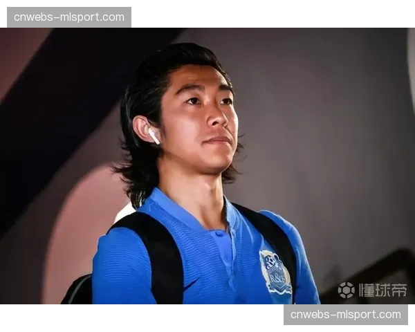 肖像:场边的“学霸”——兼修运动科学的球员李提香 肖像:场边的“学霸”——兼修运动科学的球员李提香